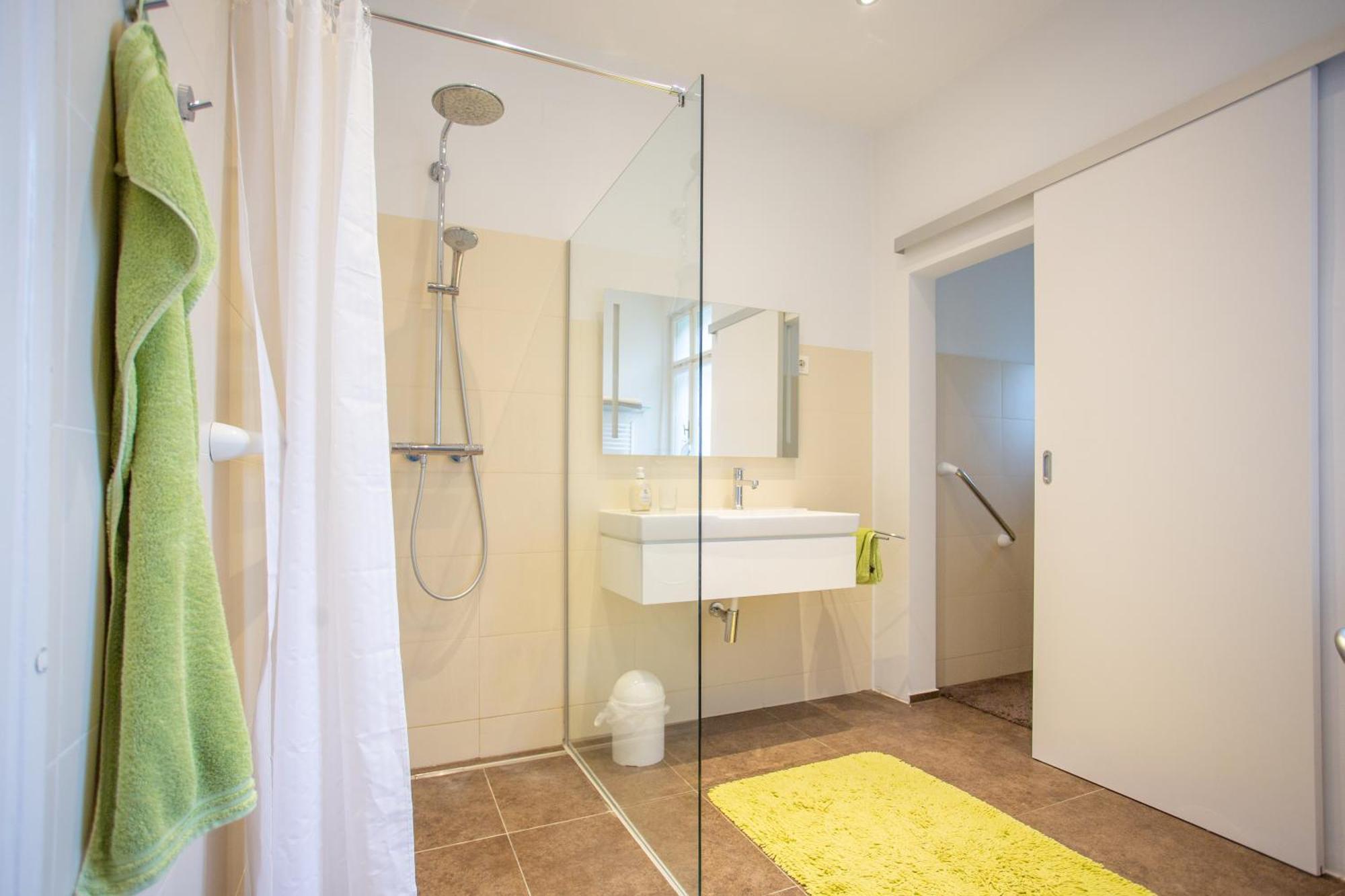 Huebsches Privatzimmer Mit Bad Perchtoldsdorf Exteriér fotografie